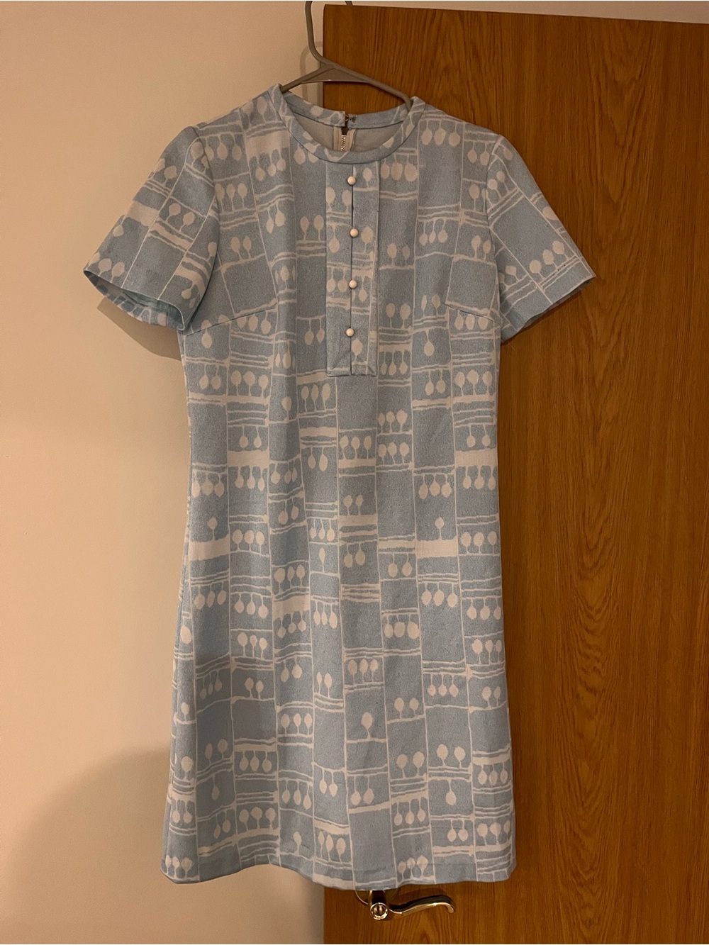 Vintage 1960’s Light Blue & White Short Sleeve Shift Dress